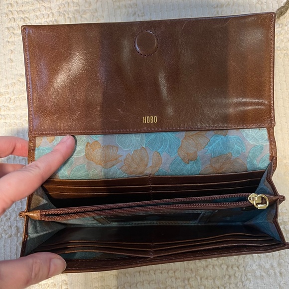 Hobo clutch wallet - Picture 4 of 6